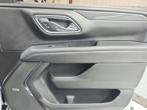 Used 2021 Chevrolet Suburban RST RWD image 43