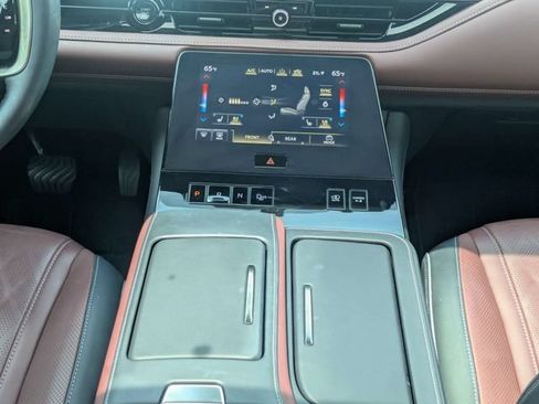 Used 2025 INFINITI QX80 Autograph w/ Autograph Exterior Package AWD/4WD image 20
