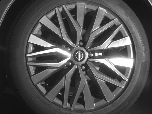 Used 2025 Nissan Altima 2.5 SV image 14