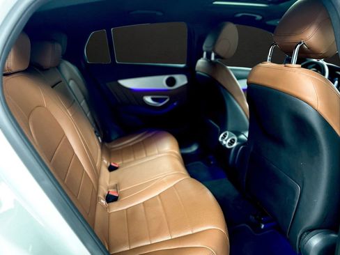 Used 2021 Mercedes-Benz GLC 300 4MATIC Coupe image 24