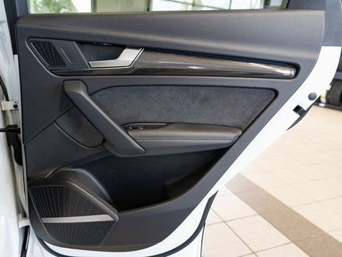 Used 2022 Audi SQ5 Prestige image 33