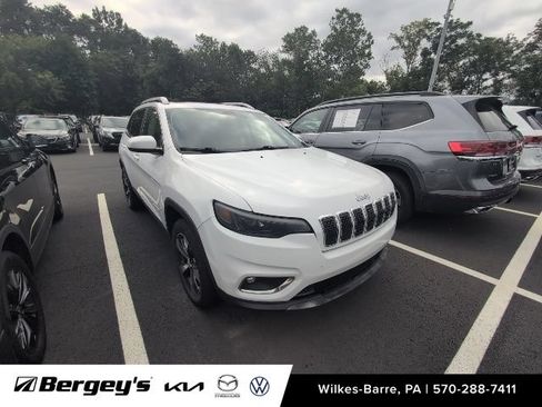 Used 2019 Jeep Cherokee Limited AWD/4WD image 5