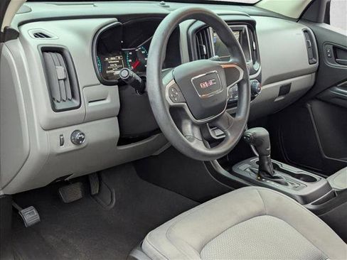 Used 2019 GMC Canyon 2WD Crew Cab w/ Convenience Package image 10
