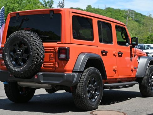 Used 2023 Jeep Wrangler Unlimited w/ Sun & Screen Package AWD/4WD image 7
