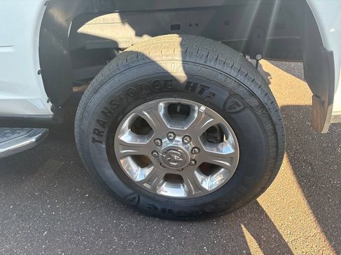 Used 2025 RAM 2500 Big Horn AWD/4WD image 4