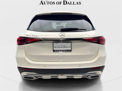Used 2024 Mercedes-Benz GLC 300 image 7