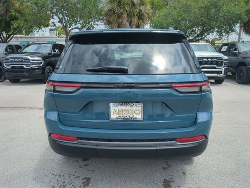 New 2026 Jeep Grand Cherokee Limited RWD image 6