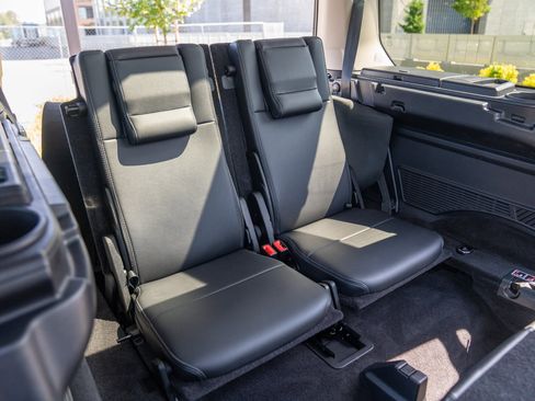 Used 2014 Land Rover LR4 HSE AWD/4WD image 29
