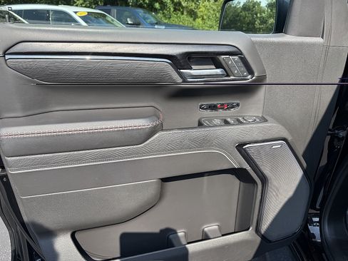 Used 2024 GMC Sierra 1500 AT4X AWD/4WD image 10