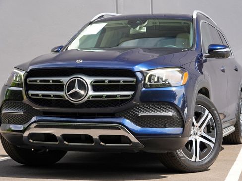 Used 2020 Mercedes-Benz GLS 450 4MATIC image 3
