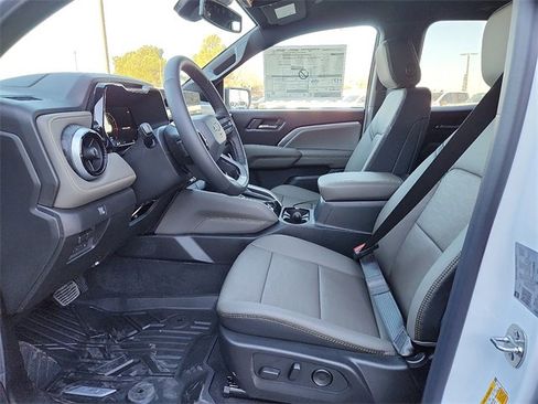 New 2026 Chevrolet Colorado ZR2 w/ Technology Package image 10