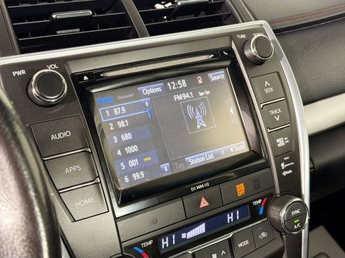 Used 2016 Toyota Camry SE FWD image 15