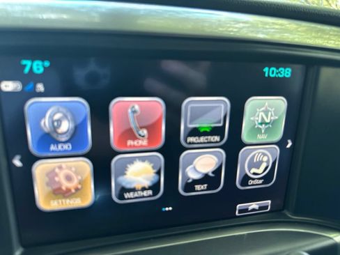 Used 2018 Chevrolet Silverado 1500 LT w/ Texas Edition RWD image 18