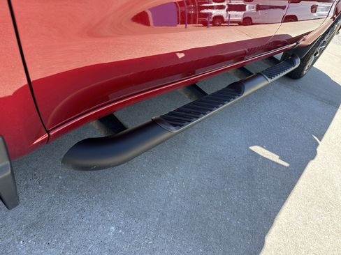 Used 2024 Chevrolet Silverado 1500 RST w/ Z71 Off-Road Package AWD/4WD image 44