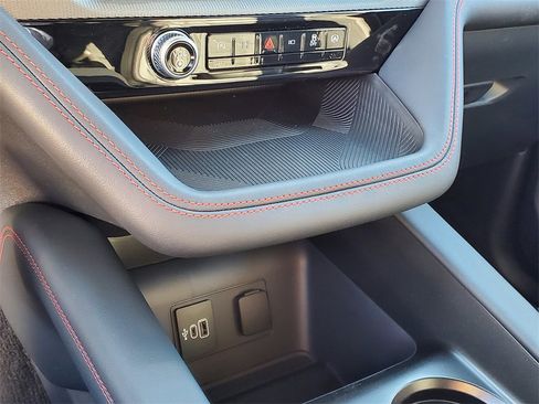 New 2026 Ford Explorer ST-Line image 17