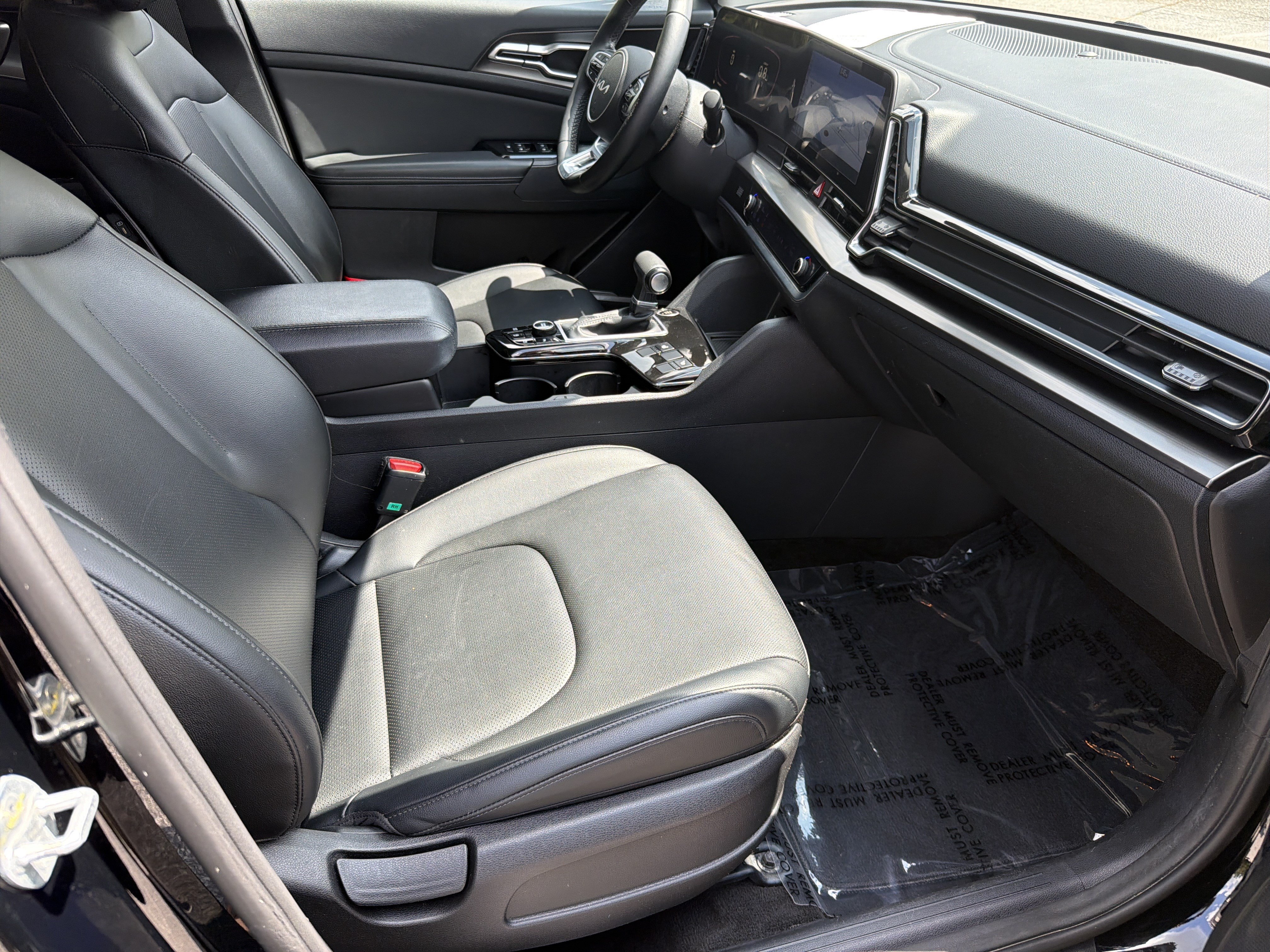 Used 2023 Kia Sportage EX FWD image 14