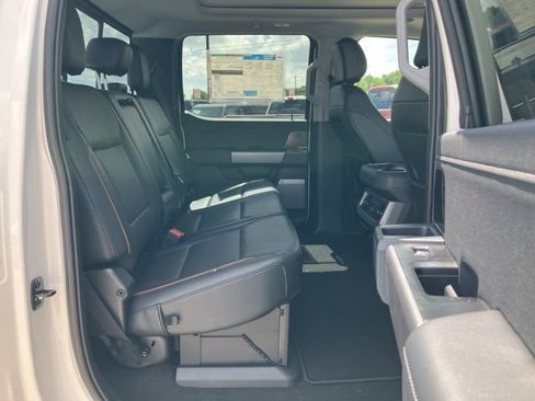 New 2025 Ford F250 Lariat w/ Lariat Ultimate Package image 17