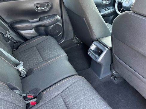 Certified 2026 Honda HR-V Sport image 28