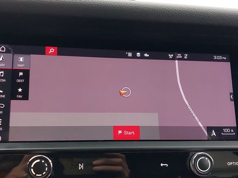 Certified 2023 Porsche Macan AWD/4WD image 25
