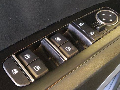 Used 2024 Kia Soul LX w/ Option Group 015 FWD image 27