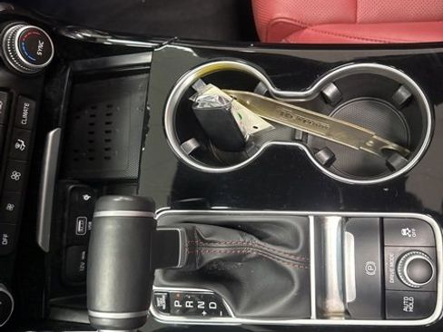 Used 2022 Kia Stinger GT-Line w/ Sun & Sound Package image 31