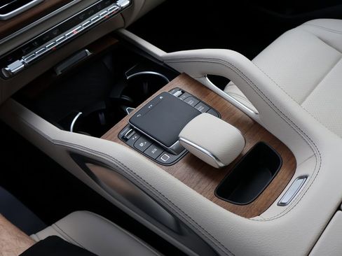 Certified 2026 Mercedes-Benz GLE 350 4MATIC image 28
