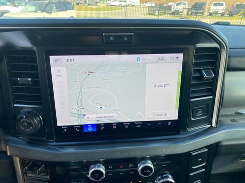 Used 2025 Ford F250 Platinum w/ FX4 Off-Road Package image 21