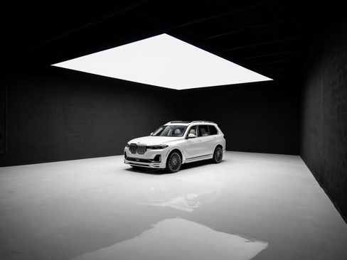 Used 2022 BMW ALPINA XB7 AWD/4WD image 97
