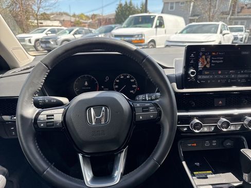 Used 2024 Honda CR-V EX-L image 27