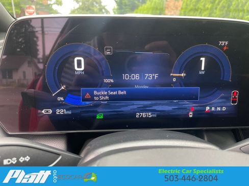 Used 2025 Chevrolet Equinox EV RS FWD image 30
