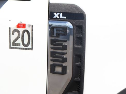 Used 2023 Ford F550 2WD Crew Cab Super Duty image 45
