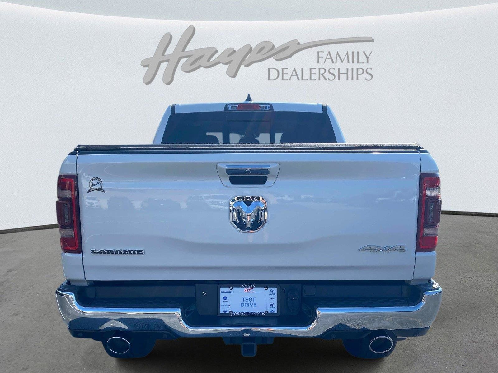 Used 2020 RAM 1500 Laramie AWD/4WD image 4
