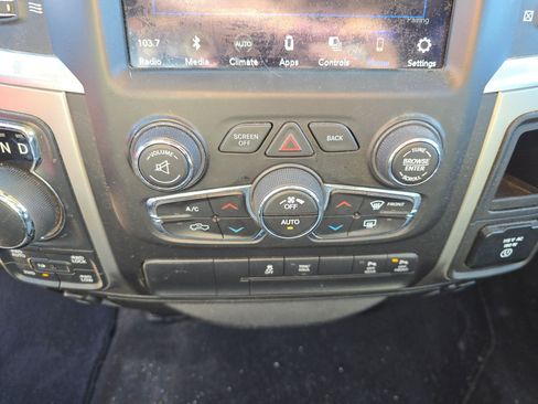 Used 2019 RAM 1500 Big Horn image 16