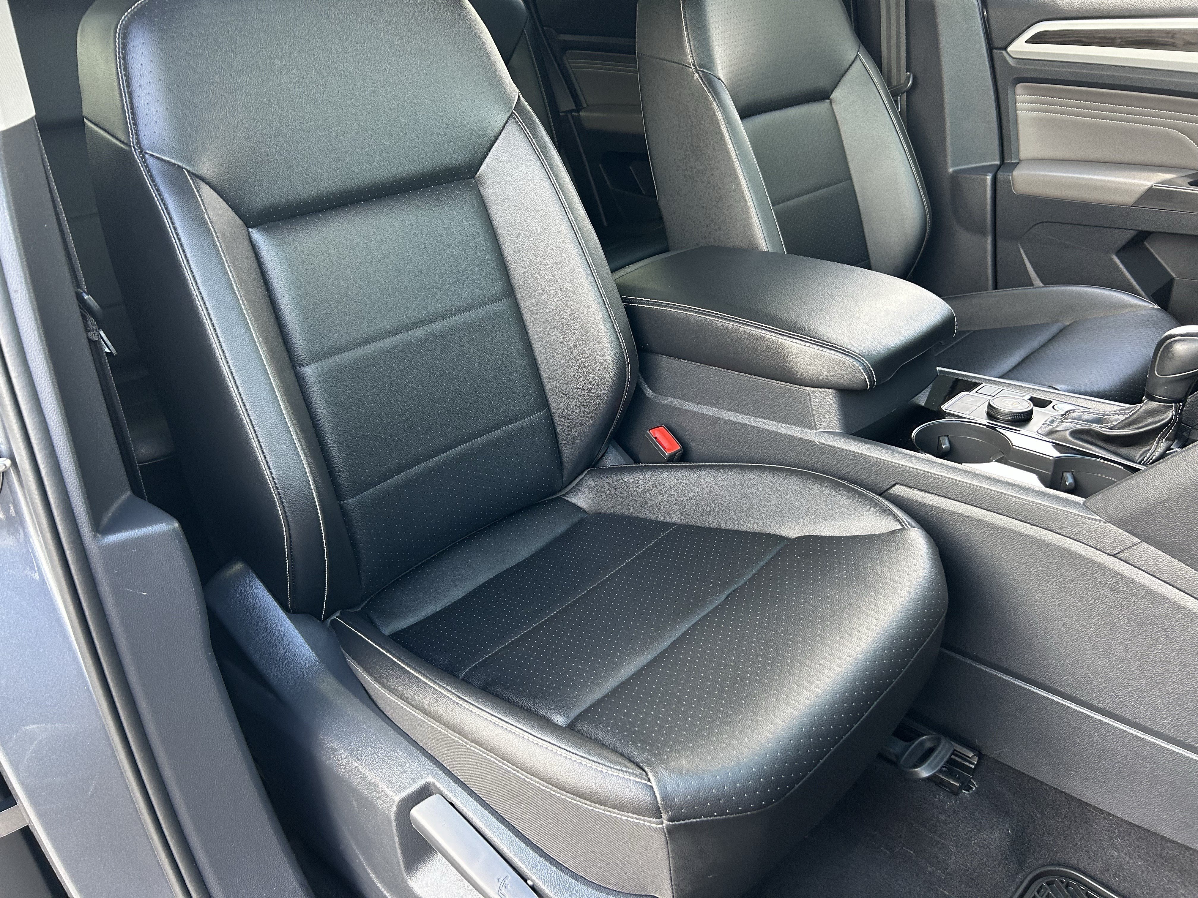 Used 2023 Volkswagen Atlas SE w/ Panoramic Sunroof Package AWD/4WD image 8