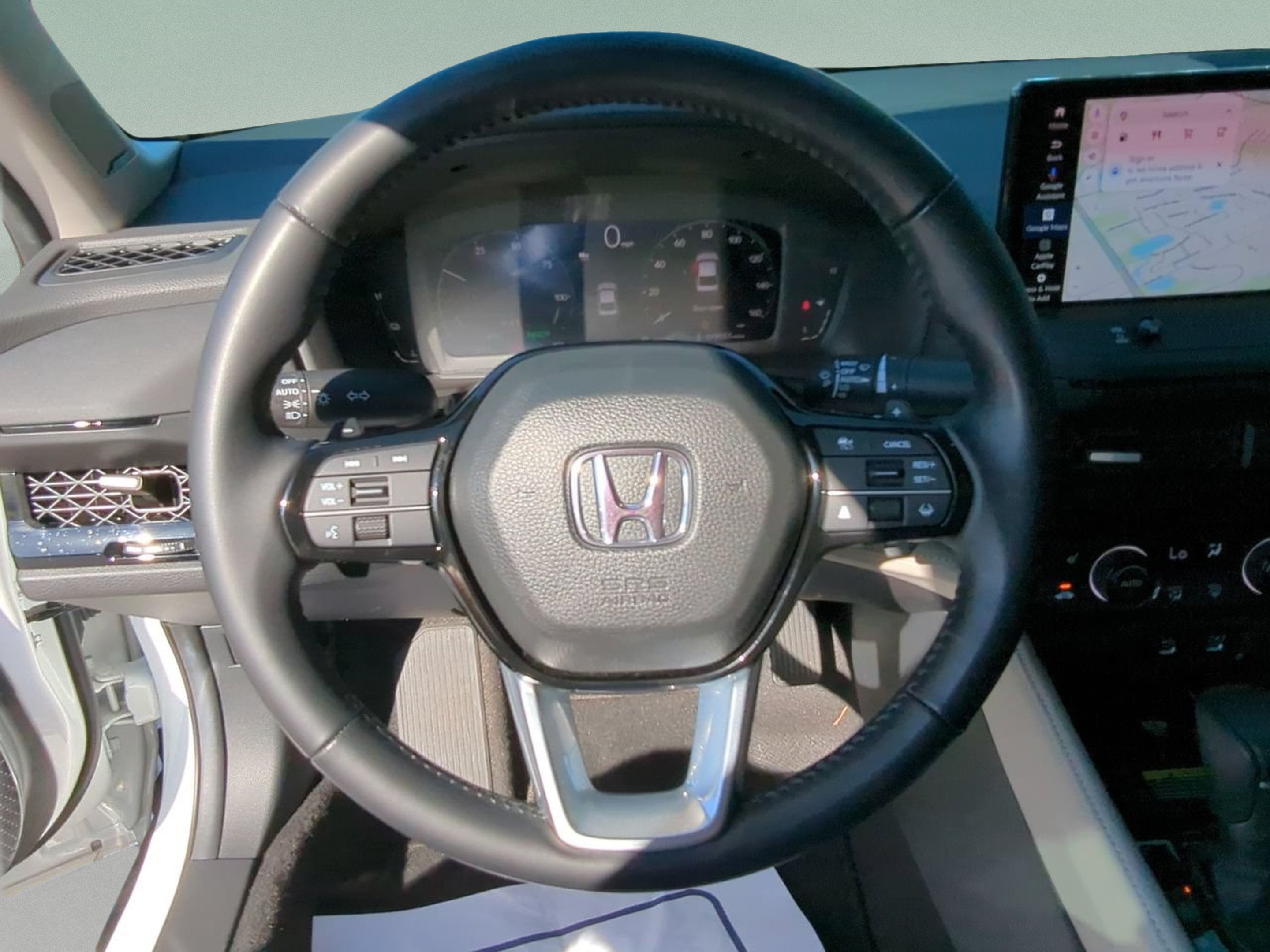 Used 2024 Honda Accord Touring image 10