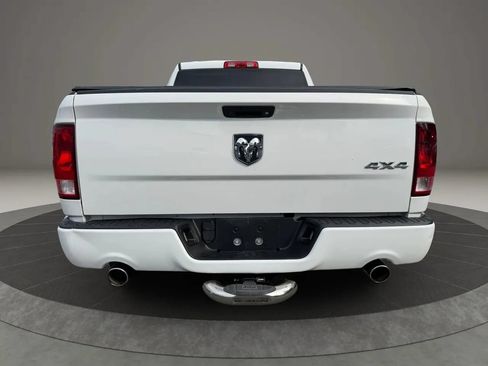 Used 2015 RAM 1500 Express AWD/4WD image 6