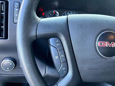 Used 2022 GMC Savana 2500 w/ Driver Convenience Package RWD image 20