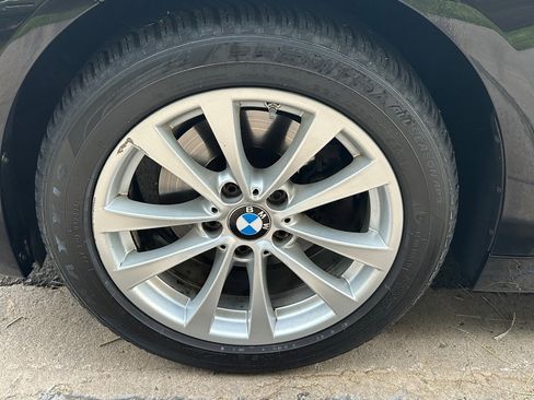 Used 2018 BMW 320i Sedan image 48