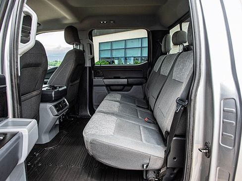Used 2022 Ford F150 XLT w/ Equipment Group 302A High AWD/4WD image 16