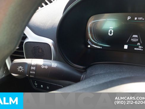 Used 2024 Kia Soul LX w/ Option Group 015 image 17