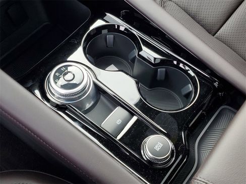 New 2026 Ford Explorer Platinum image 23