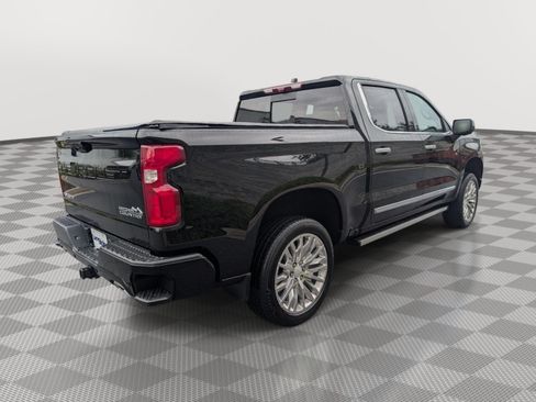 Used 2024 Chevrolet Silverado 1500 High Country AWD/4WD image 5