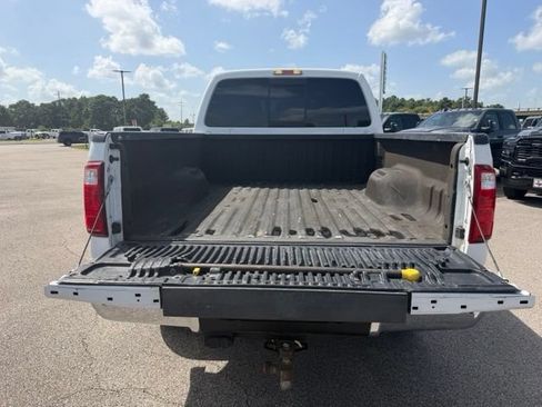 Used 2016 Ford F250 Lariat w/ Lariat Ultimate Package AWD/4WD image 9