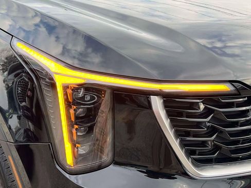 Used 2025 Kia Sorento S image 9