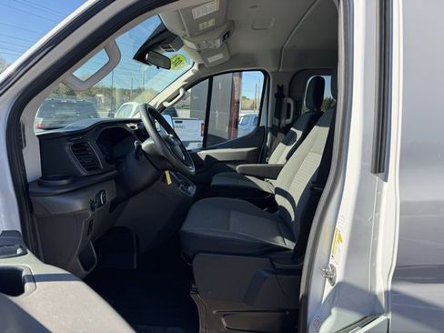 Used 2023 Ford Transit 350 XLT image 20