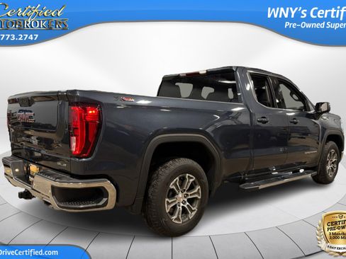 Used 2022 GMC Sierra 1500 SLE w/ X31 Off-Road Package image 6