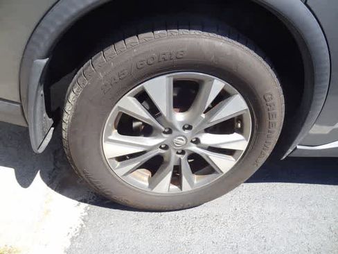 Used 2015 Nissan Murano S w/ Cargo Package image 12