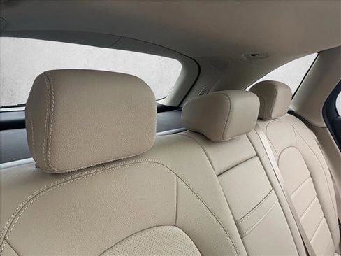 Certified 2022 Mercedes-Benz GLC 300 4MATIC image 17