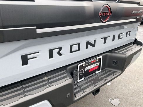 New 2026 Nissan Frontier PRO-4X w/ Pro-4x Convenience Package image 13