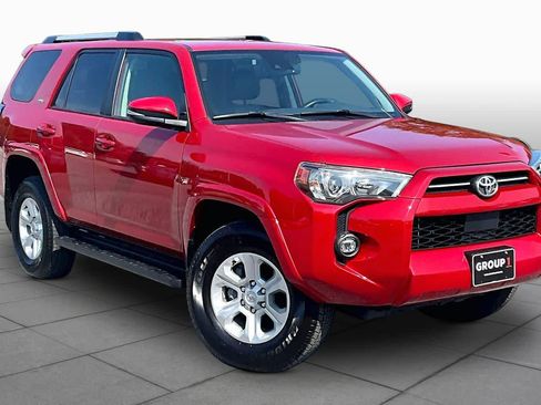 Used 2024 Toyota 4Runner SR5 Premium AWD/4WD image 3